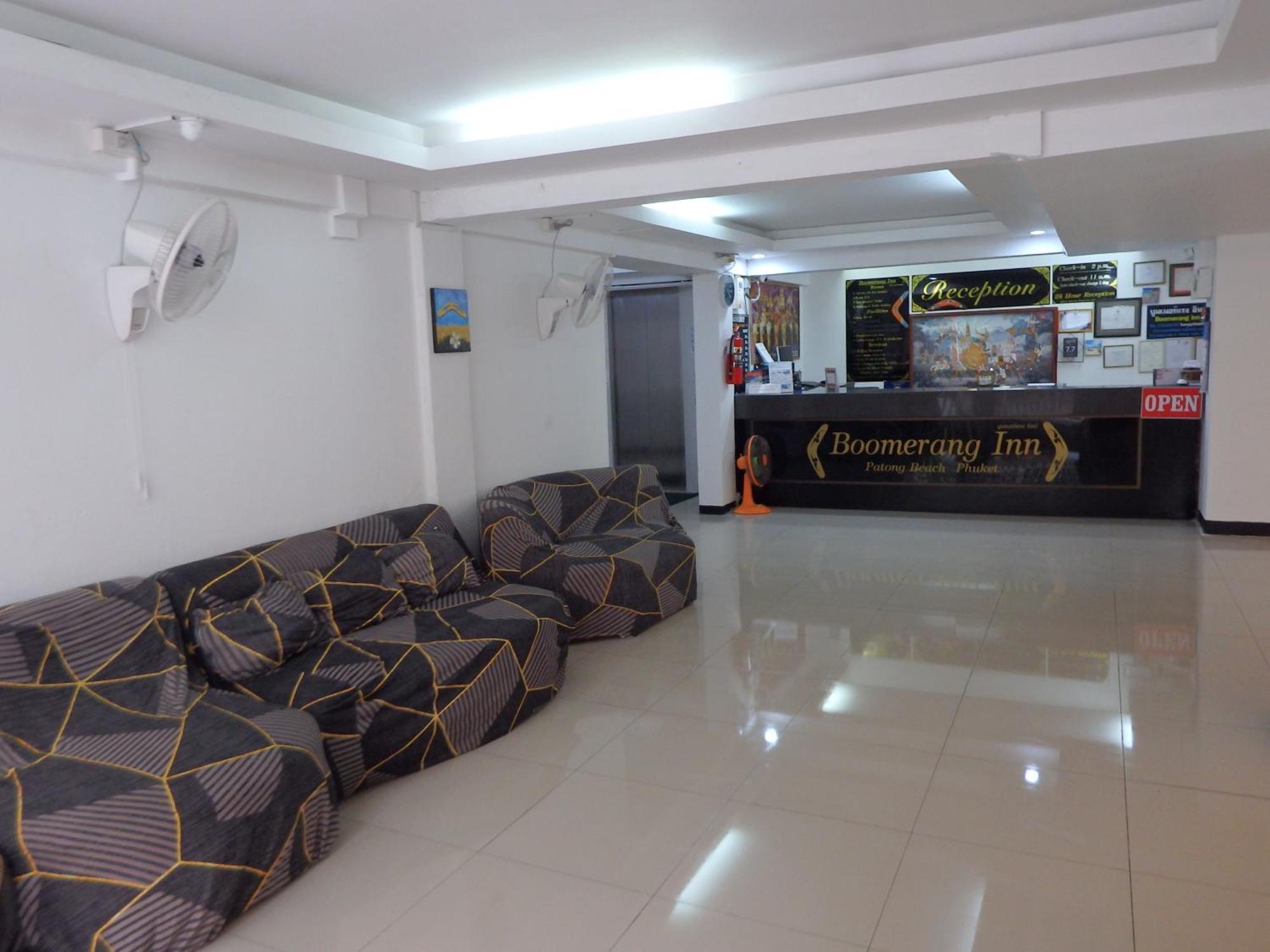 Boomerang Inn Phuket Esterno foto