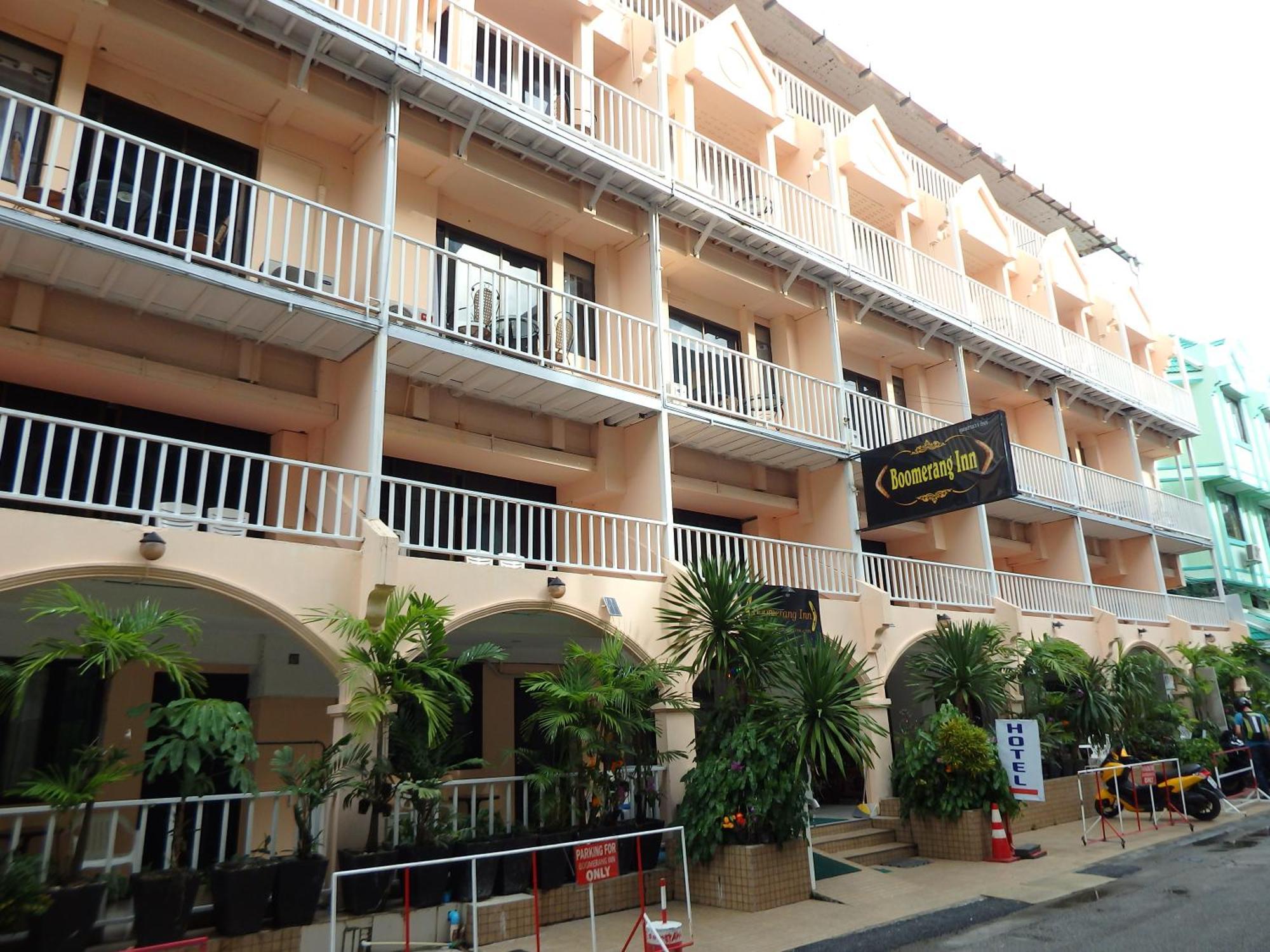 Boomerang Inn Phuket Esterno foto