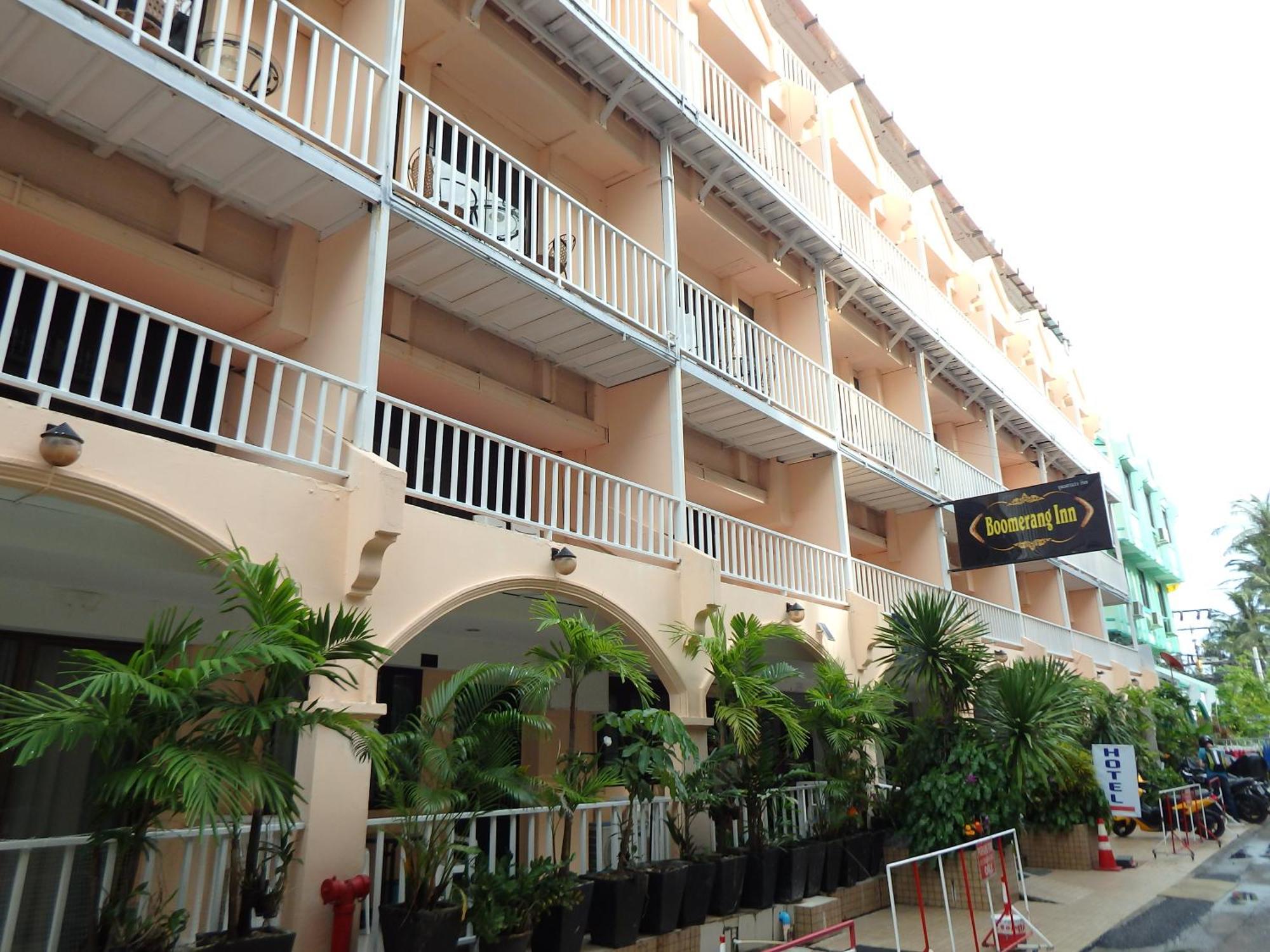 Boomerang Inn Phuket Esterno foto