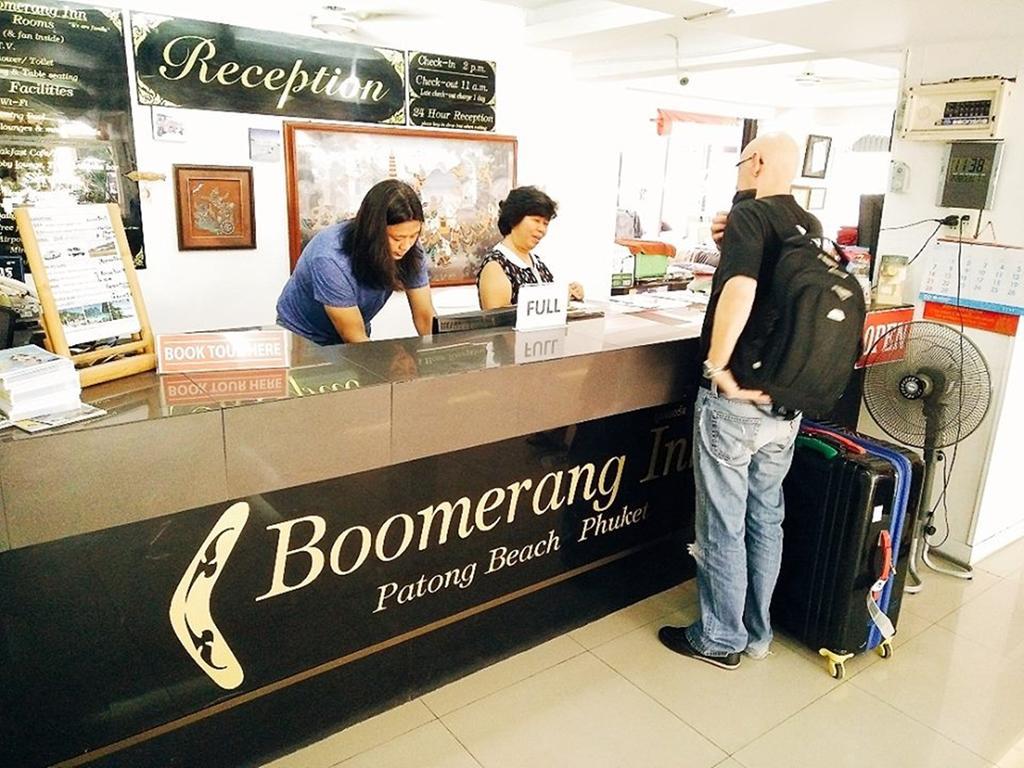 Boomerang Inn Phuket Esterno foto